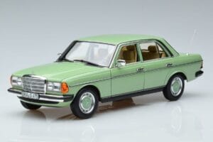 Mercedes 200 W123 Zaļš Norev 1:18