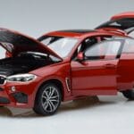 BMW BMW X6M F86 SUV Sarkans Norev 1:18 1:18 Metāls