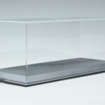 MCG Vitrīna MCG 1:18 1:18 Metāls