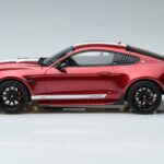 Ford Ford Mustang S550 Shelby Super Snake Coupe Sarkans GT Spirit 1:18 1:18 Sveķi