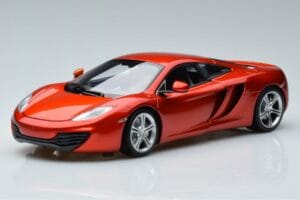McLaren MP4-12C Kupeja Ar Stig Top Gear Figūru Minichamps 1:18