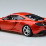 McLaren McLaren MP4-12C Kupeja Ar Stig Top Gear Figūru Minichamps 1:18 1:18 Metāls