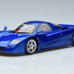 Nissan Nissan R390 GT1 Ceļa Versija Kupeja GT Spirit 1:18 1:18 Sveķi