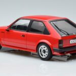 Opel Opel Kadett D GTE Hečbeks Sarkans MCG 1:18 1:18 Metāls