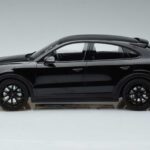 Porsche Porsche Cayenne S Coupe Minichamps 1:18 1:18 Metāls