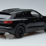 Volkswagen Volkswagen Touareg CR Melns FAW 1:18 1:18 Metāls