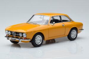 Alfa Romeo 1750 GTV Dzeltens Norev 1:18