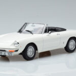 Alfa Romeo 2000 Spider Balts Norev 1:18