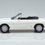 Alfa Romeo 2000 Spider Balts Norev 1:18 - image 4 of 7