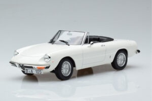 Alfa Romeo 2000 Spider Balts Norev 1:18