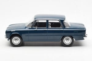 Alfa Romeo Giulia TI Petroleja Zils Norev 1:18 187971 Metāls — attēls 3 no 6