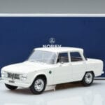 Alfa Romeo Giulia Ti Super Norev 1:18 187970 Metāls - image 6 of 6