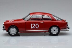 Alfa Romeo Giulietta SV #120 Mille Miglia 1956 Kyosho 1:18 08957A Metāls — attēls 4 no 9