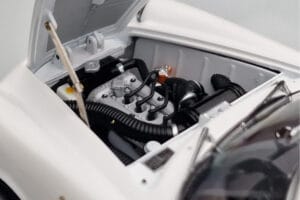 Alfa Romeo Giulietta SV #34 Targa Florio 1960 Kyosho 1:18 08957C Metāls — attēls 8 no 9