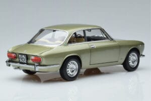 Alfa Romeo GTV 2000 Zaļš Ierobežots Izlaidums Norev 1:18 187913 Metāls — attēls 3 no 7
