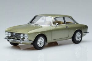 Alfa Romeo GTV 2000 Zaļš Ierobežots Izlaidums Norev 1:18 187913 Metāls