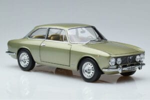 Alfa Romeo GTV 2000 Zaļš Ierobežots Izlaidums Norev 1:18 187913 Metāls — attēls 5 no 7