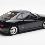 Alfa Romeo GTV V6 916 Melns Otto 1:18 - image 2 of 6
