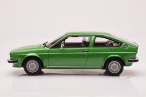Alfa Romeo Alfasud Sprint Zaļš Otto 1:18 OT1043 Sveķi — attēls 3 no 6