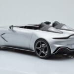 Aston Martin V12 Speedster Sudrabs GT Spirit 1:18 - image 5 of 6