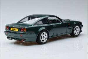 Aston Martin V8 Vantage Le Mans GT Spirit 1:18 GT401 Sveķi — attēls 2 no 6