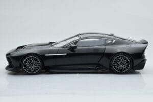 Aston Martin Victor Melns GT Spirit 1:18 GT428 Sveķi — attēls 3 no 6