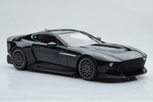Aston Martin Victor Melns GT Spirit 1:18 GT428 Sveķi — attēls 4 no 6