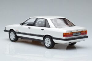 Audi 200 Quattro C3 Balts Otto 1:18 OT408 Sveķi — attēls 5 no 6