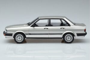 Audi 80 B2 Quattro Otto 1:18 OT940 Sveķi — attēls 3 no 6