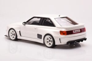 Audi 80 B4 Coupe RS2 Prior Design Balts Otto 1:18 OT913 Sveķi — attēls 5 no 6