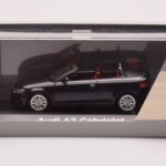 Audi A3 8P Kabriolets Melns Minichamps 1:43 - image 4 of 4