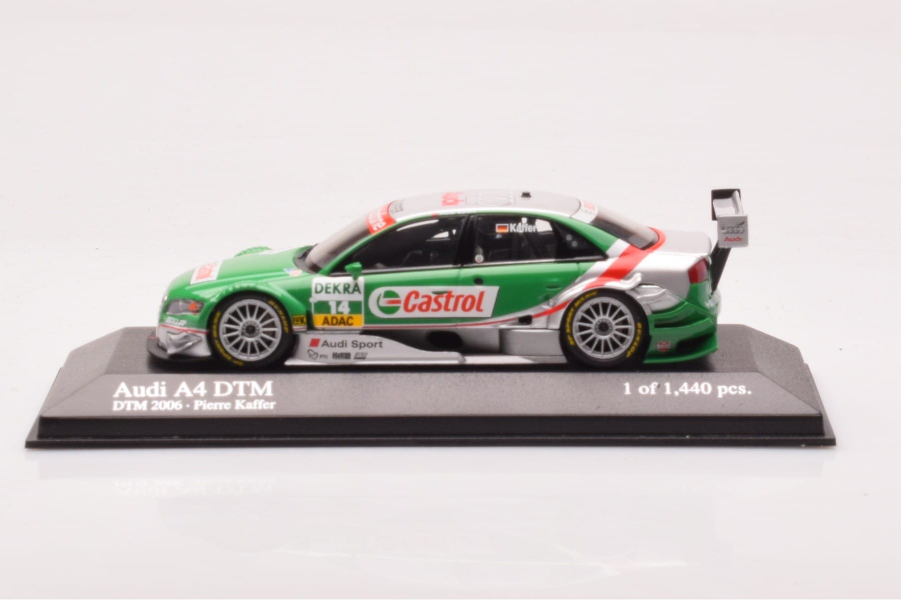 Audi A4 B7 DTM Team Phoenix #14 F. Kaffer DTM 2006 Minichamps 1:43 400061514 Metāls