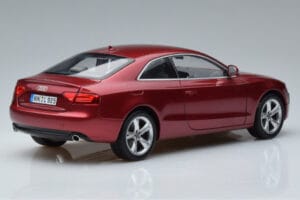 Audi A5 B8 Granātsarkans Norev 1:18 188352 Metāls — attēls 3 no 7