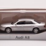 Audi A8 D2 Sudrabs Minichamps 1:43 - image 4 of 4