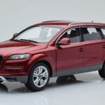 Audi Q7 4L Granātsarkans Kyosho 1:18