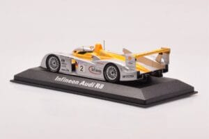 Audi R8 Infineon #2 Winner ALMS Petit Le Mans 2002 Minichamps 1:43 400021382 Metāls — attēls 3 no 4