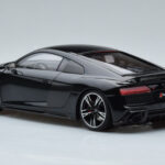 Audi R8 Performance Melns Kengfai 1:18 - image 7 of 10
