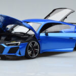 Audi R8 Performance Zils Kengfai 1:18 - image 2 of 10