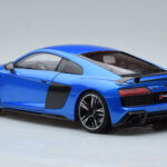 Audi R8 Performance Zils Kengfai 1:18 - image 7 of 10