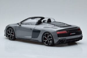 Audi R8 Spyder Performance Nardo Pelēks Kengfai 1:18 VAKF-0352 Metāls — attēls 8 no 11