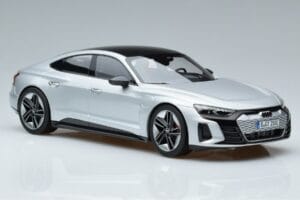 Audi RS e-tron GT Sudrabs Norev 1:18 188381 Metāls — attēls 4 no 6