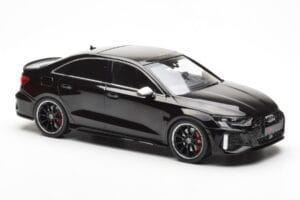 Audi RS3 8Y Sedan Melns MCG 1:18 MCG18450 Metāls — attēls 4 no 6
