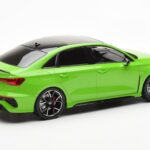 Audi RS3 8Y Sedan Zaļš MCG 1:18 - image 2 of 6