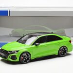 Audi RS3 8Y Sedan Zaļš MCG 1:18 - image 6 of 6