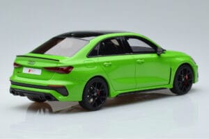 Audi RS3 8Y Sedans Zaļš GT Spirit 1:18 GT414 Sveķi — attēls 2 no 6