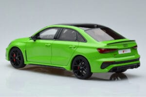 Audi RS3 8Y Sedans Zaļš GT Spirit 1:18 GT414 Sveķi — attēls 5 no 6