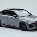 Audi RS3 8Y Sedan Performance Edition Pelēks GT Spirit 1:18 - image 4 of 6