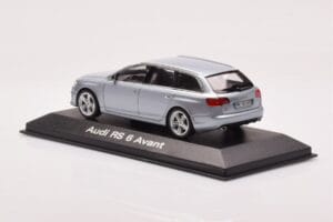 Audi RS6 C6 Monza Sudrabs Minichamps 1:43 5010710213 Metāls — attēls 3 no 4