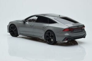 Audi RS7 C8 Sportback Pelēks Kengfai 1:18 VAKF-0333 Sveķi — attēls 6 no 7