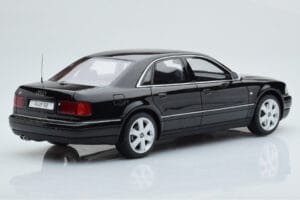Audi S8 D2 Melns Otto 1:18 OT082 Sveķi — attēls 2 no 6